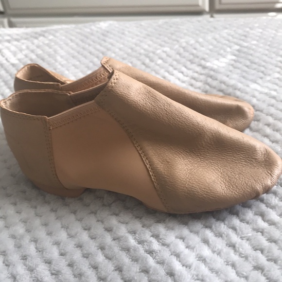 Theatricals Jazz shoes - Picture 4 of 9